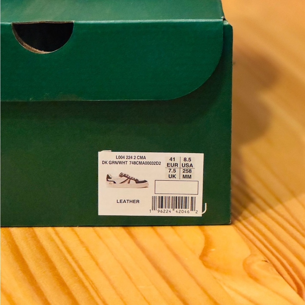 Lacoste Men's Black and White Sneakers - Picture 6 of 6